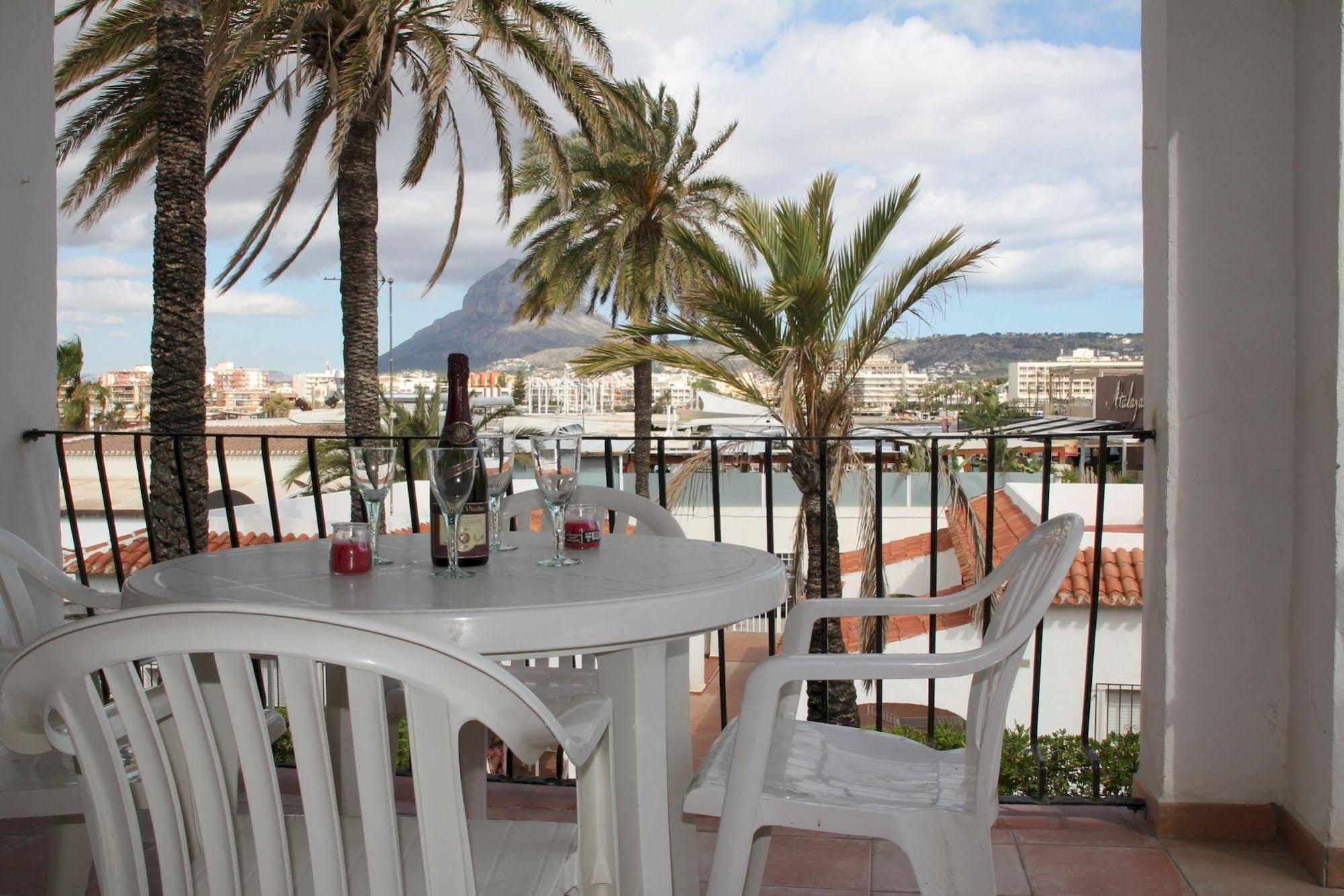 Bungalows El Arenal Xabia Bagian luar foto